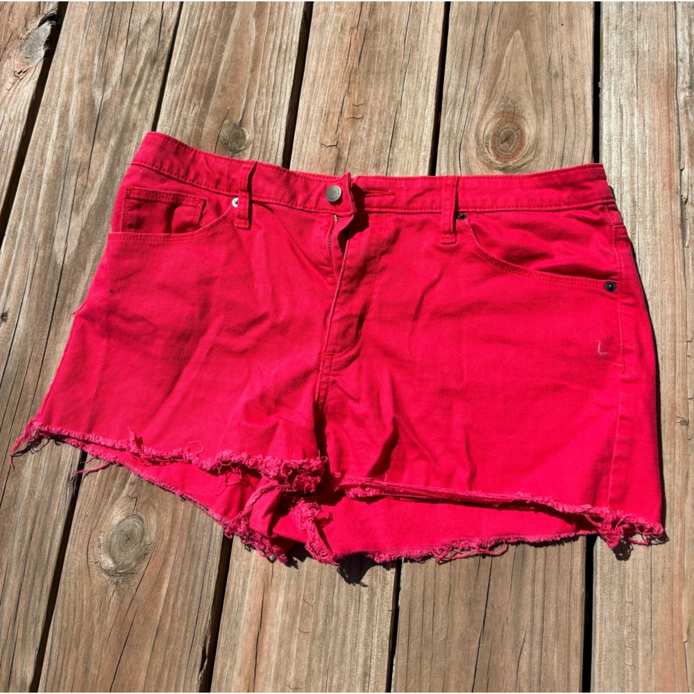 Red short shorts size 14